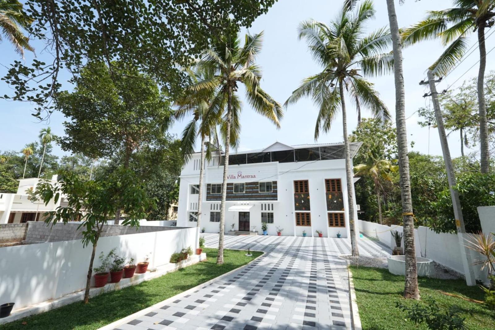 Villa Mantraa Varkala Exterior photo